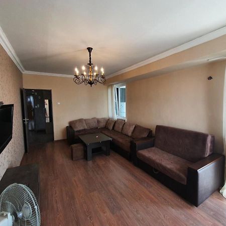 Apartment In Yerevan On Amiryan Street Bagian luar foto
